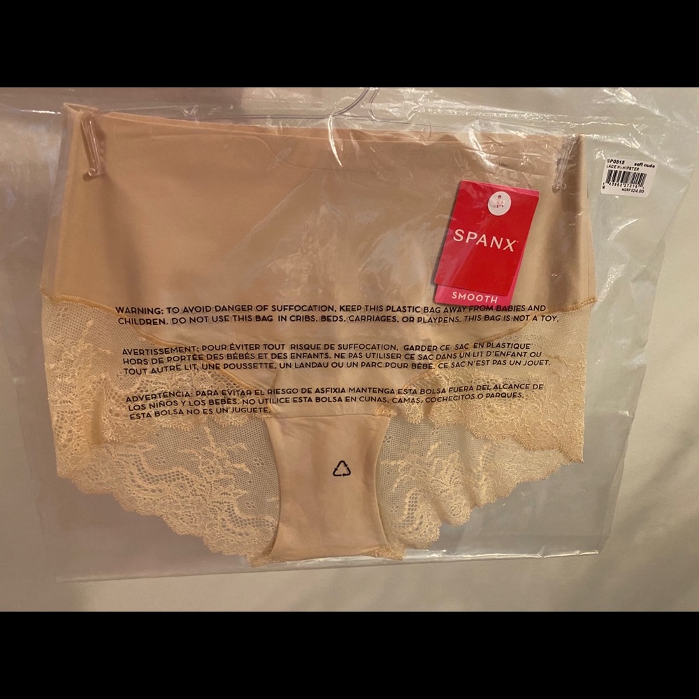 Undie-detectable Lace Hi-Hipster Panty